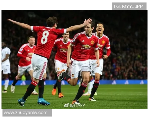 欧冠历史冷门：尤文图斯大胜曼联引发全场震惊与欢呼